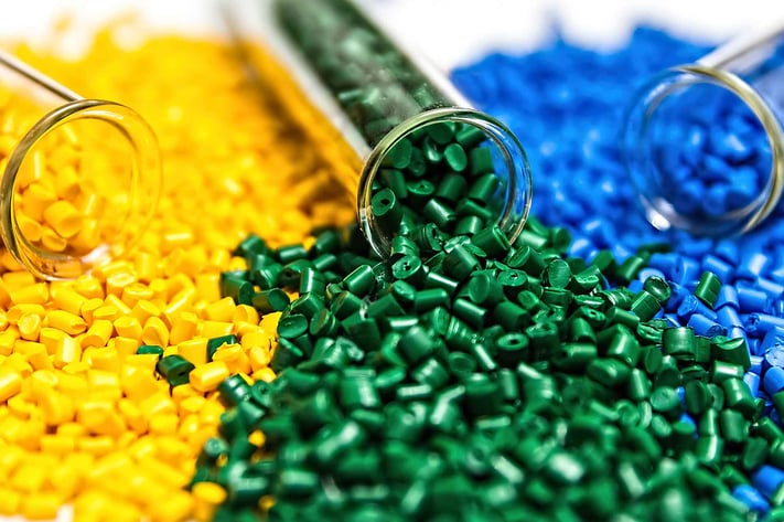 polymeric-dye-plastic-pellets-colorant-plastics-1074951686